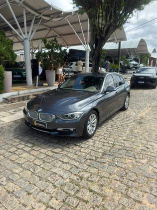 BMW 320i 2.0 16V TURBO GASOLINA 4P AUTOMÁTICO BMW 320i 2.0 16V TURBO GASOLINA 4P AUTOMÁTICO